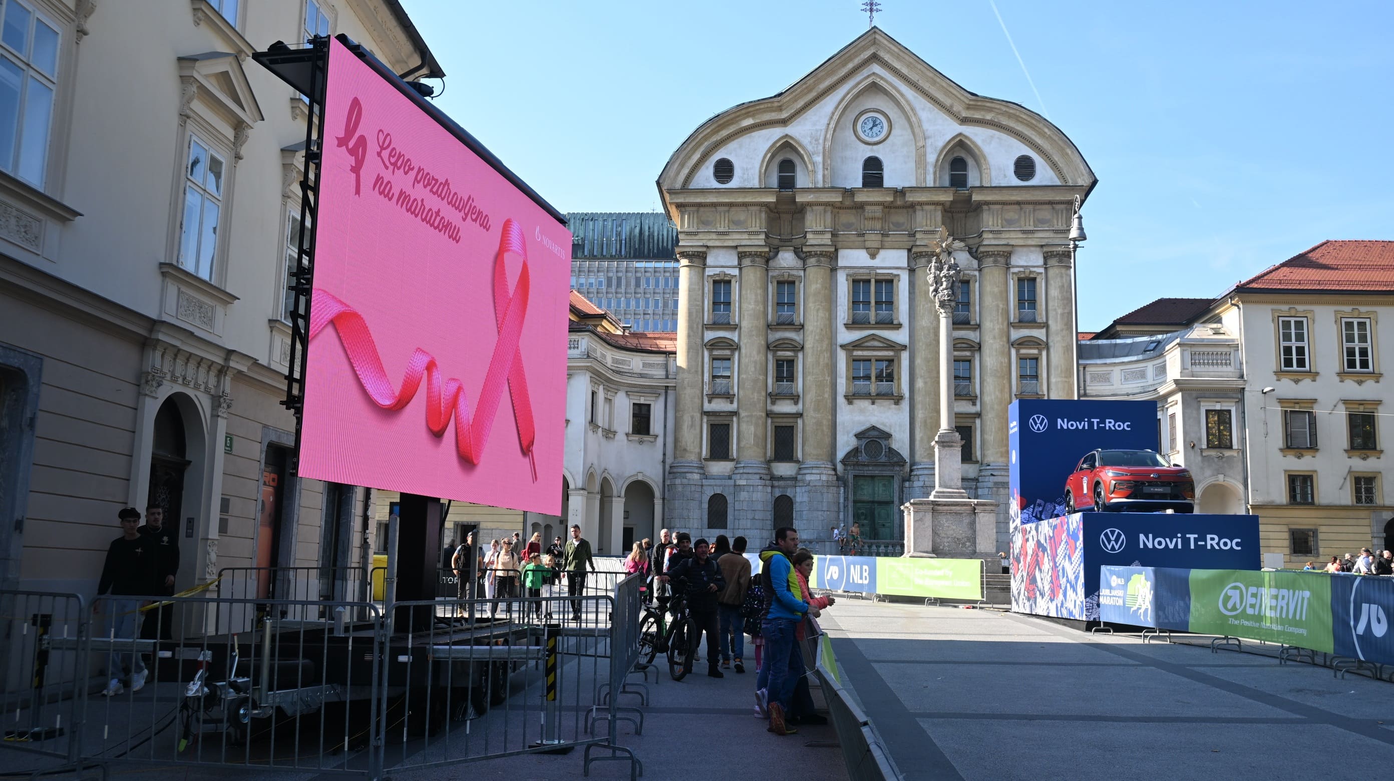 Gallery 12